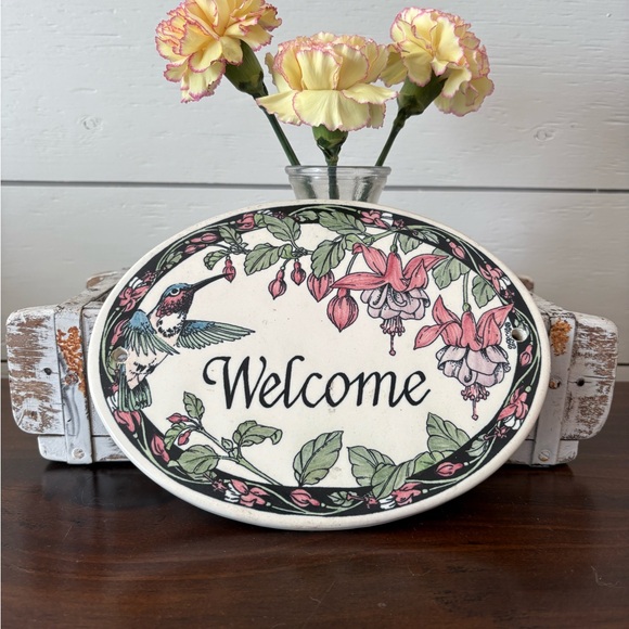 Other - Vintage Welcome Sign
